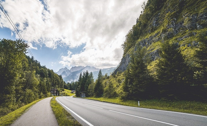 G318 Road Nostalgic Mini Museum opens in Sichuan Province