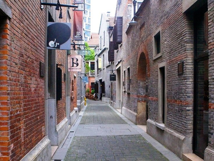 Beijing and Shanghai by High-speed Train - Group Tour