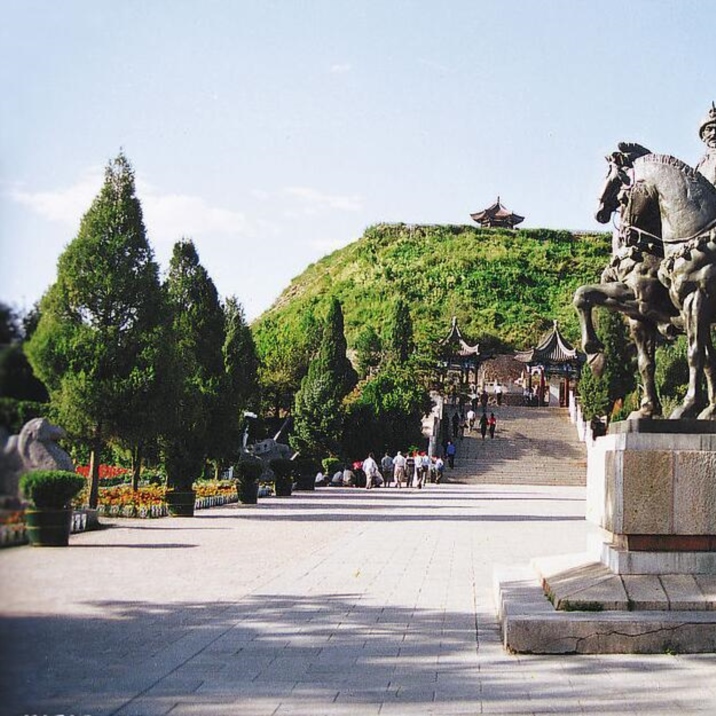 Zhaojun Tomb – Hohhot City Inner Mongolia Autonomous Region 